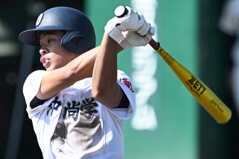 沖縄尚学が2年ぶりに決勝進出 高校野球秋季九州大会 [写真特集1/20