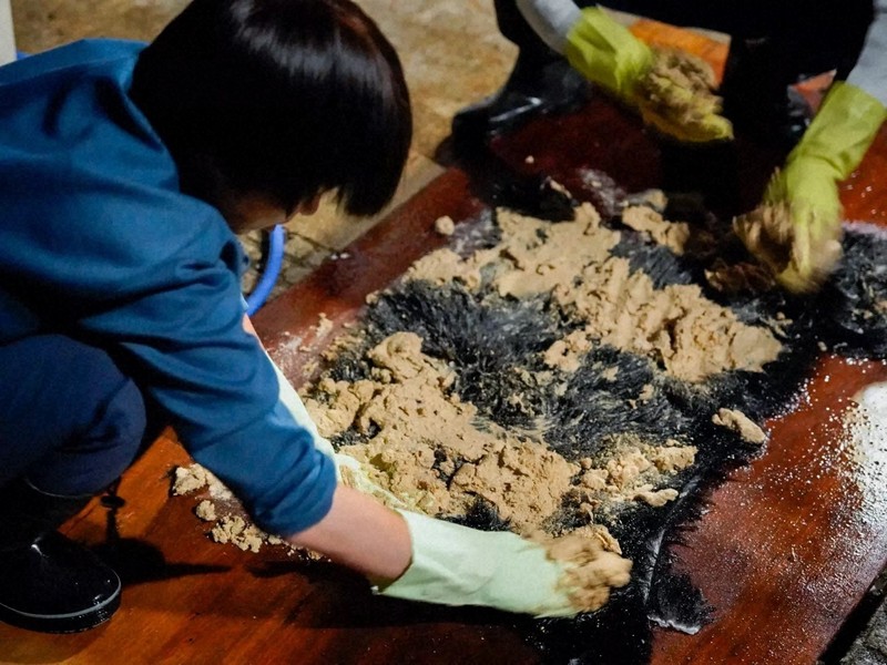 24色のペン：絵描きとマタギ＝高橋宗男 | 毎日新聞