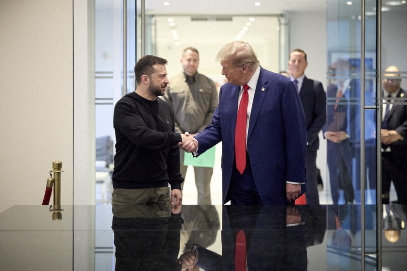 （激レア！）トランプ大統領　プーチン大統領　1オンス 銀貨　WOKE BROKE 809763b0-9fca-11ef-8538-