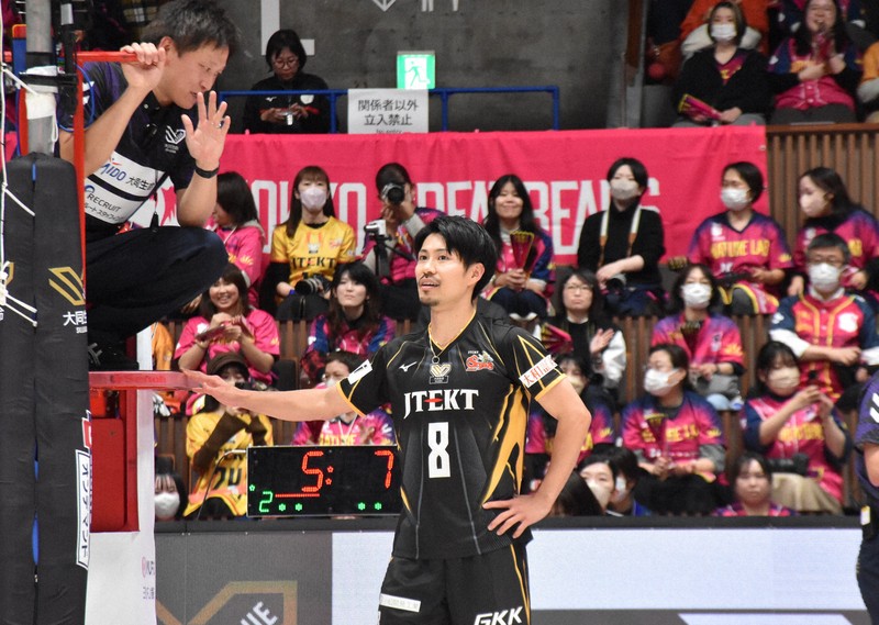 ジェイテクトstings 関田誠大 選手 タオル セット Amazon.co.jp: 即購入可ジェイテクト STINGS愛知 関田誠大 選手グッズ