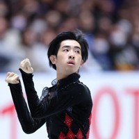 男子フリーで演技する壷井達也＝国立代々木競技場で2024年11月9日、猪飼健史撮影