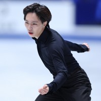 男子フリーで演技する三浦佳生＝国立代々木競技場で2024年11月9日、猪飼健史撮影