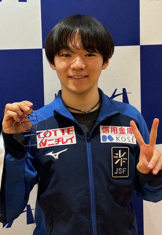フィギュア GPファイナル進出の鍵山優真らが帰国「再始動したい