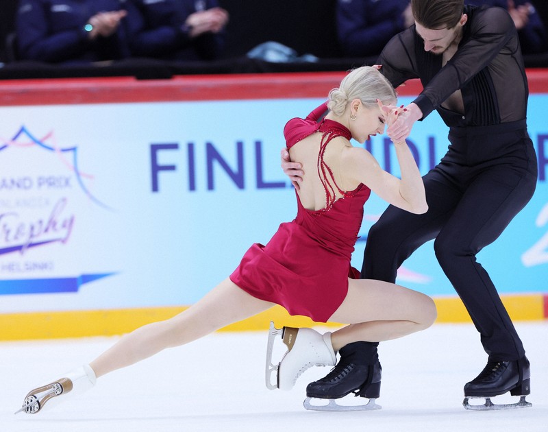 フィギュアGPフィンランド大会 アイスダンスFD [写真特集1/10] | 毎日新聞