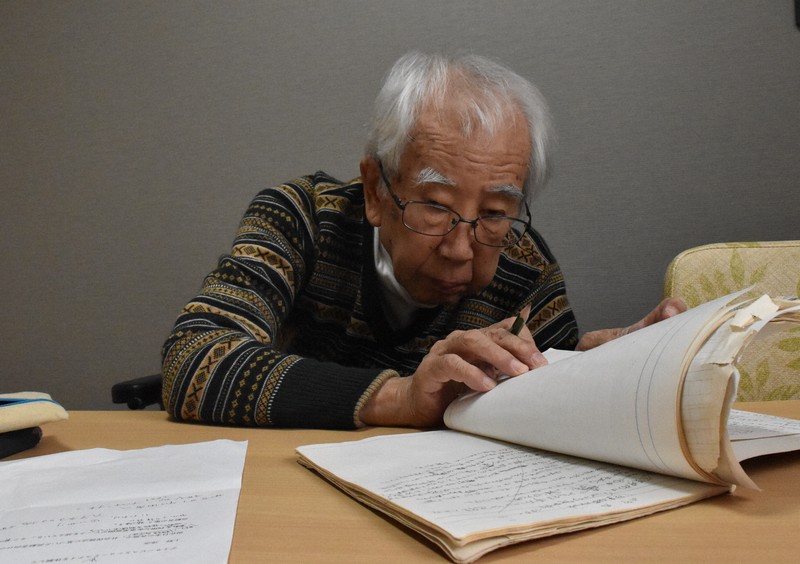 24色のペン：難病の老学者が伝えたいこと＝太田敦子 | 毎日新聞