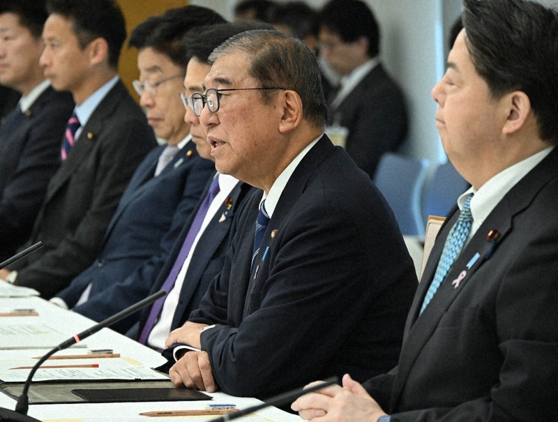 社説：22兆円規模の経済対策 生活底上げにつながるか | 毎日新聞