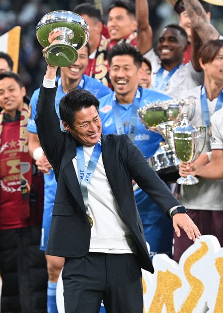 サッカー 神戸に輝く「F」の魂 横浜フリューゲルスでV 吉田監督、永井