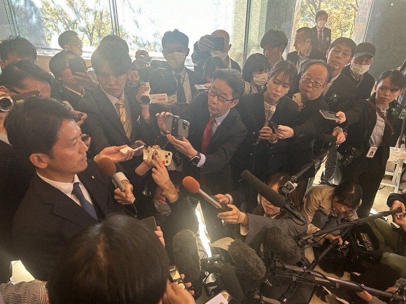 関東局始政三十年記念 兵庫知事選 斎藤氏、PR会社に70万円 「ポスター費」 違法性否定 | 毎日新聞