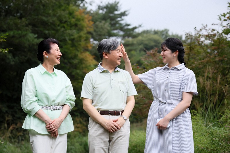 社会人としての一歩」 愛子さま、12月1日に23歳の誕生日 | 毎日新聞