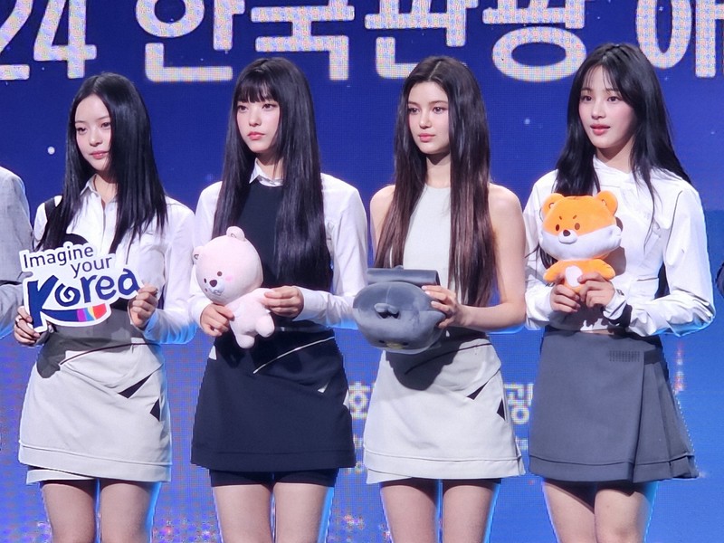 NewJeansが所属事務所と契約解除発表 「保護義務を怠った」 | 毎日新聞