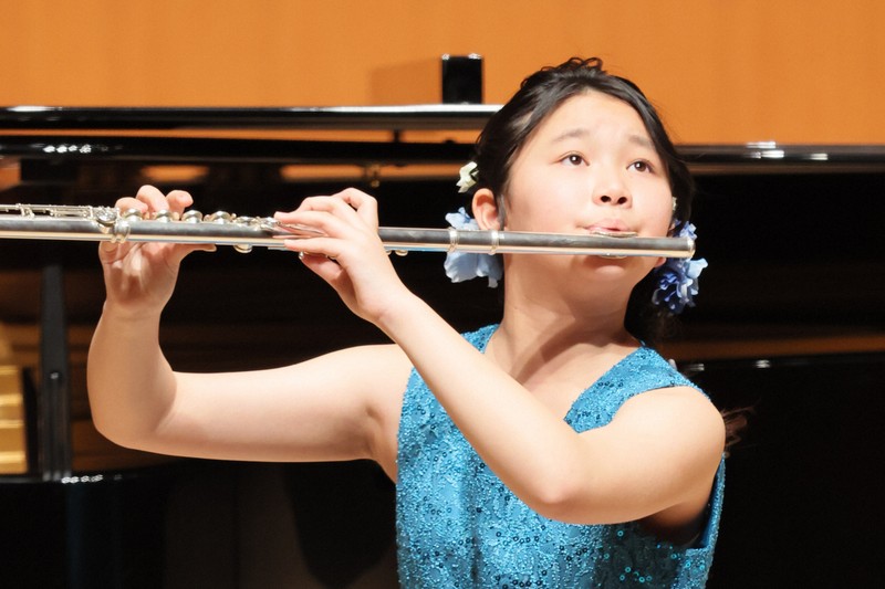 学生音コン・フルート中学の部 1位の入海さん「吹ききった」 | 毎日新聞