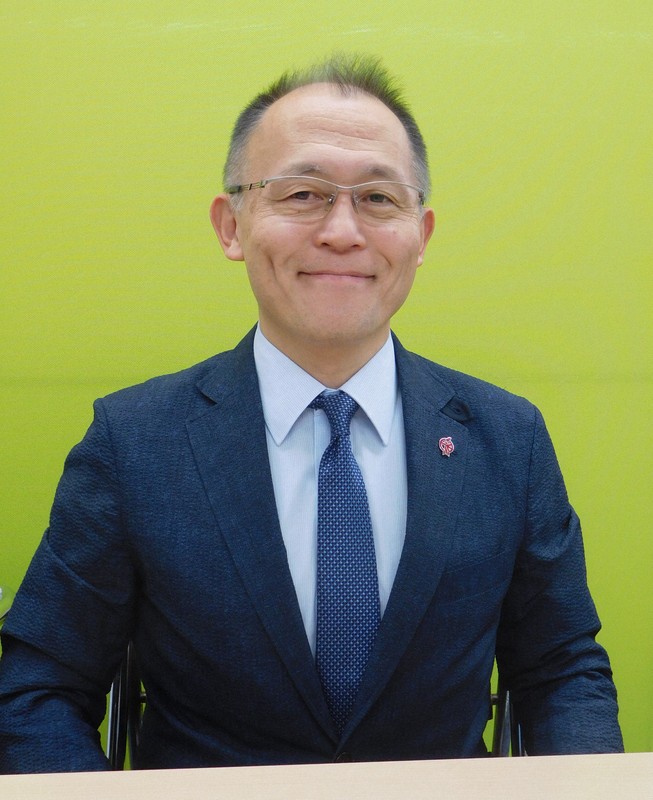 遅すぎた」被団協ノーベル賞受賞の意義 ICAN・川崎哲さん語る | 毎日新聞