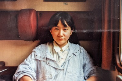 藤野知明さんの姉＝©2024動画工房ぞうしま 