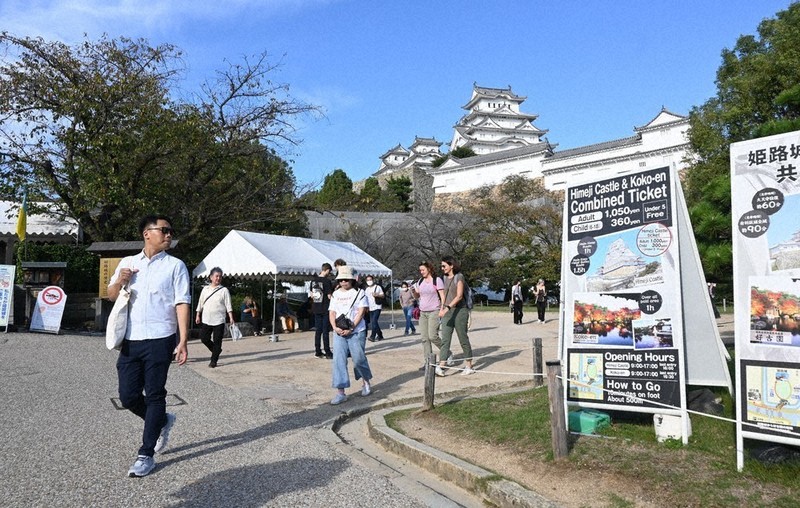 姫路城入城料 “高額化”の影響は？ 26年度めどに値上げへ 新規事業計画