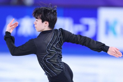 リンクサイド：男子SP2位の鍵山優真 「練習で変なこけかたして…」GP