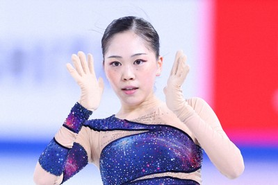 女子フリーで演技する吉田陽菜＝フランス・グルノーブルで2024年12月7日、猪飼健史撮影