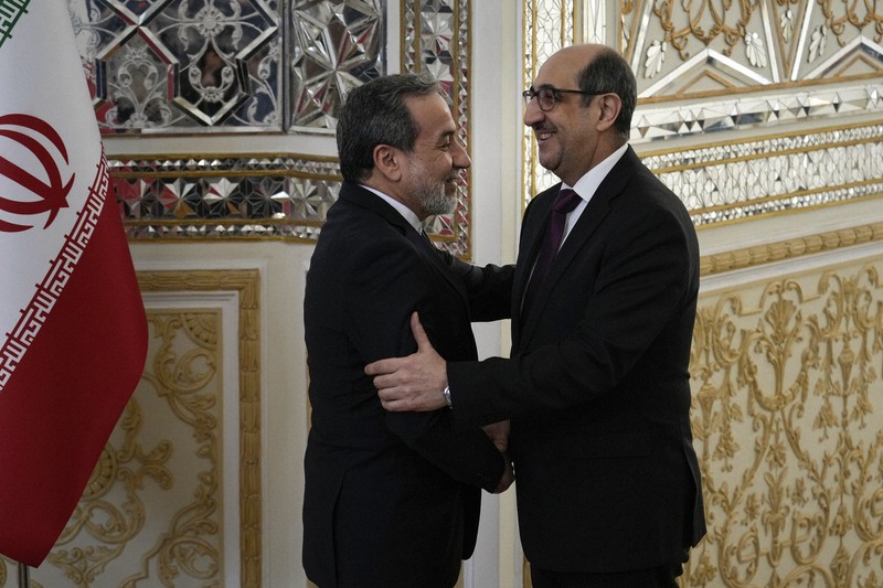 シリアのアサド政権崩壊で追い詰められるイラン 安保戦略の見直しも