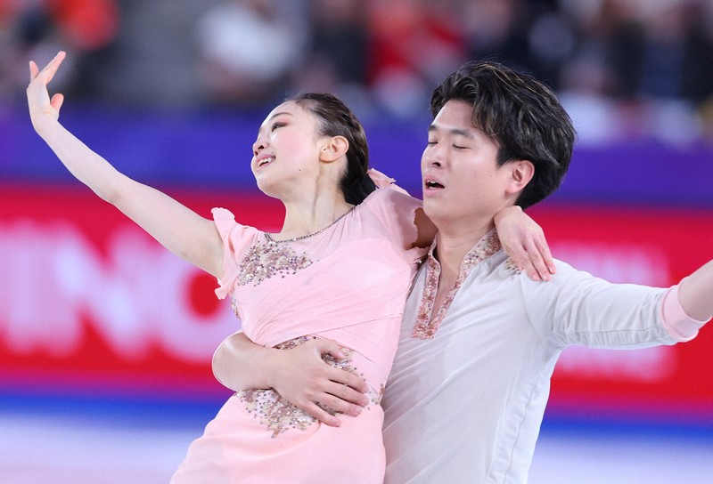 フィギュア・ジュニアGPファイナル 「さえルカ」ペアは5位 | 毎日新聞