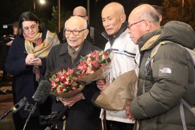 日本被団協の代表団がオスロに到着 ノーベル平和賞授賞式に出席へ