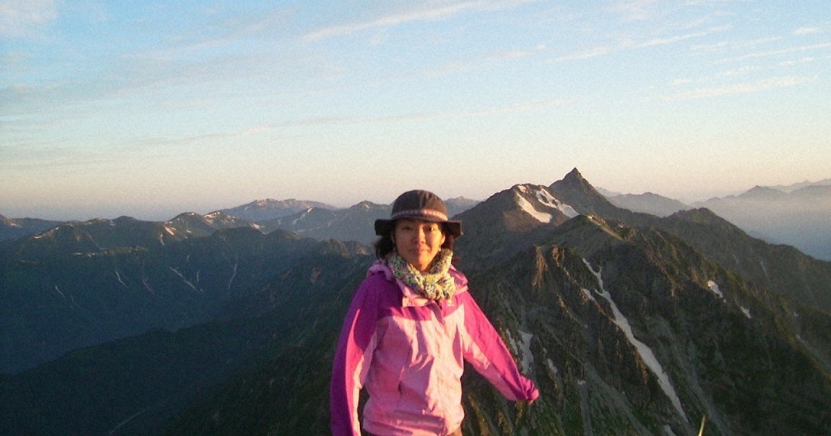 2008年夏、登山専門誌用の取材で、登山道最難関ルートとされる「西穂高岳－ジャンダルム－奥穂高岳－大キレット－槍ケ岳」を大縦走した際に撮影＝本人提供