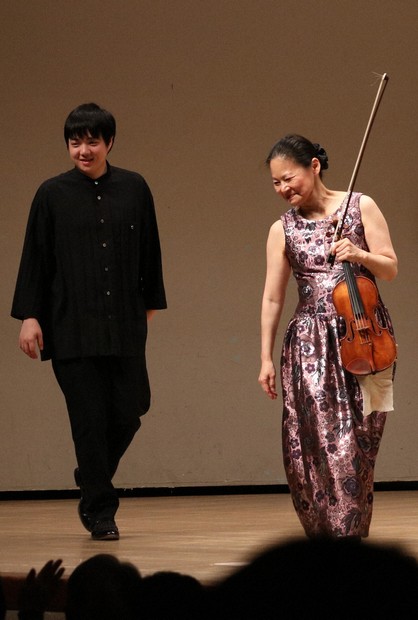 ブラボー：五嶋みどりさんが藤田真央さんと初共演 被災地で奏でた音色