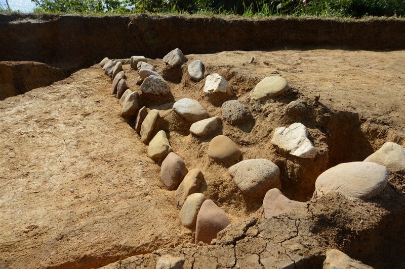 四隅突出型墳丘墓を確認 松江 朝酌矢田Ⅱ遺跡で ／島根 | 毎日新聞