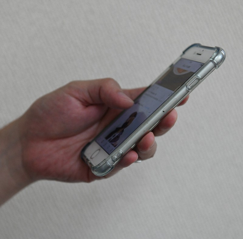 スマホ依存などで知性が劣化した状態を表す「ブレーンロット（脳の腐敗）」がオックスフォード大出版局の今年の言葉に選ばれた