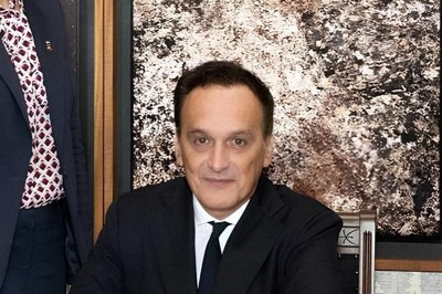 「社会は崩壊しなかった」　同性婚を進めたフランスの現在