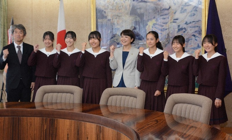 全国高校駅伝：初の都大路「楽しみ」 共愛学園、前橋市長を表敬訪問