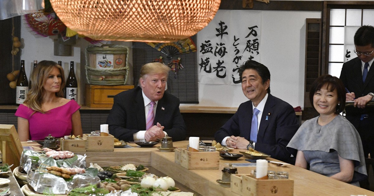 トランプ氏夫妻、15日に安倍昭恵さんと夕食会 米報道 | 毎日新聞
