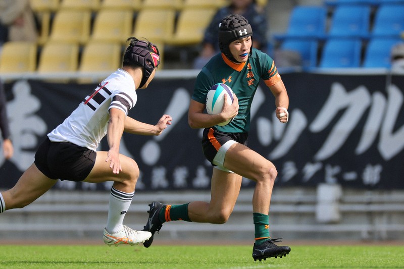 熱冬キラリ：元Jリーガーの父の助言支えに 東福岡・三好倫太郎選手