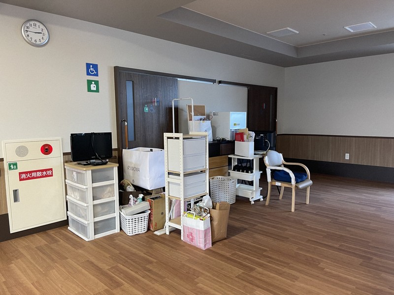 老人ホームが突然閉鎖 母を預けた記者がみた運営会社のずさん対応