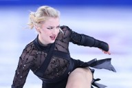 フィギュアスケートGPファイナル女子で演技する米国のアンバー・グレン選手＝フランス・グルノーブルで2024年12月5日、猪飼健史撮影