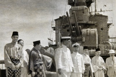 戦中写真を読む：／26 不許可写真 軍政下の検閲 現地要人、懐柔も対象