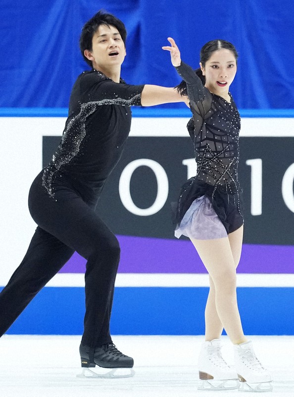 フィギュアスケート全日本選手権 ペアSP [写真特集1/11] | 毎日新聞