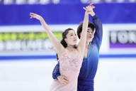 親子2代で優勝 鍵山優真の父・正和さん感涙 フィギュア全日本 | 毎日新聞