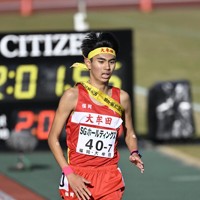 全国高校駅伝 男子全チームのフィニッシュ [写真特集1/56] | 毎日新聞