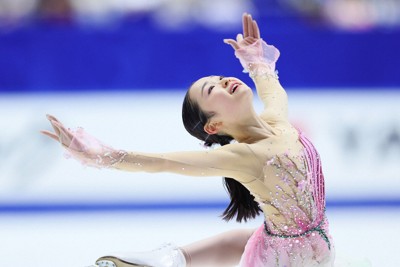 島田麻央 直筆サイン付き写真 世界女王 女子フィギュアスケート　証明書付 1枚 島田麻央 直筆サイン付き写真 世界女王 女子フィギュアスケート 証明