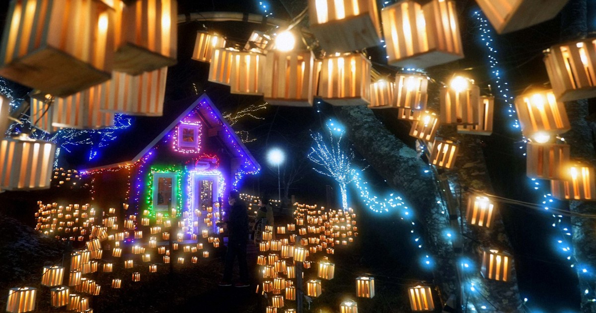 クリスマス サンタ イルミネーション 沖縄・恩納村【サンタと一緒に☆記念撮影】高さ13mのバブルツリー