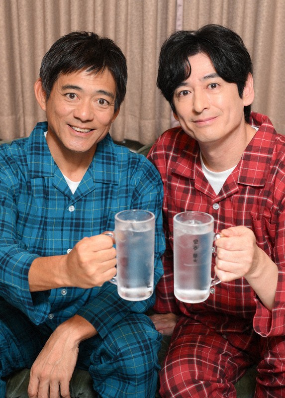 フォーカス：博多華丸・大吉 「家呑み華大」 2人で長く続けたい | 毎日新聞