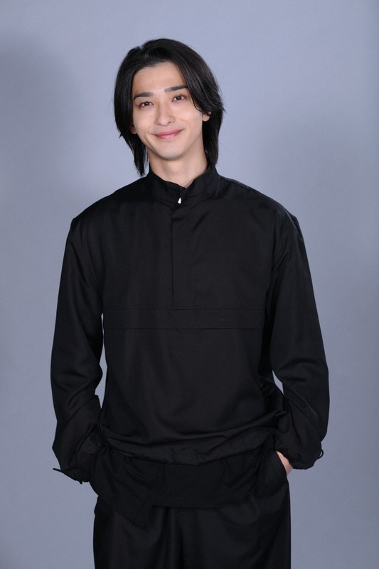 横浜流星 Tシャツ ブラック 大河ドラマ「べらぼう」で主演の横浜流星さん [写真特集1/6] | 毎日新聞