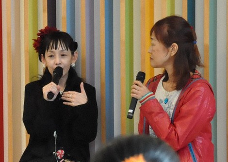 アイドルデュオ「Wink」の鈴木早智子さん、歌とダンスで福祉に新風