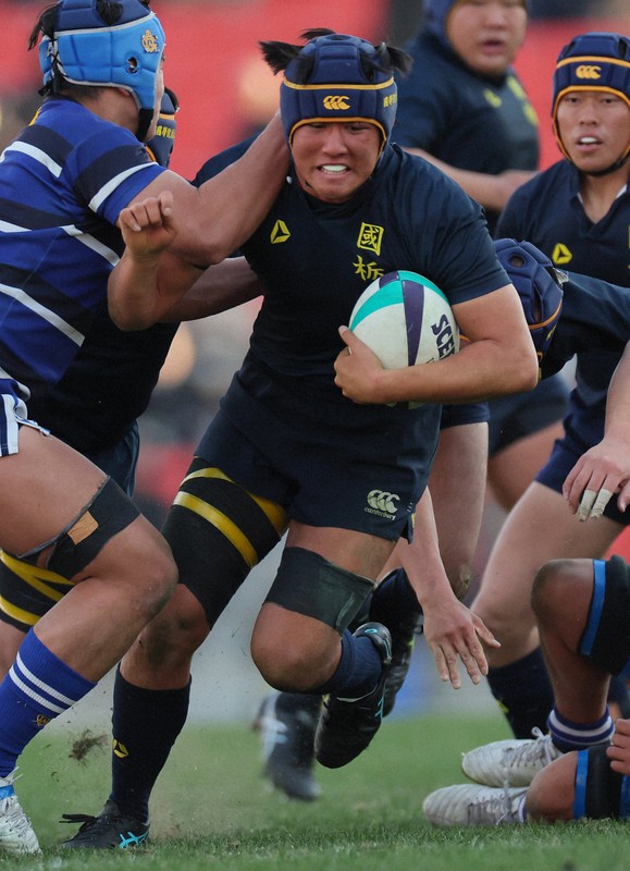 一糸乱れぬ紺の壁 Aシードを破った国学院栃木 高校ラグビー | 毎日新聞