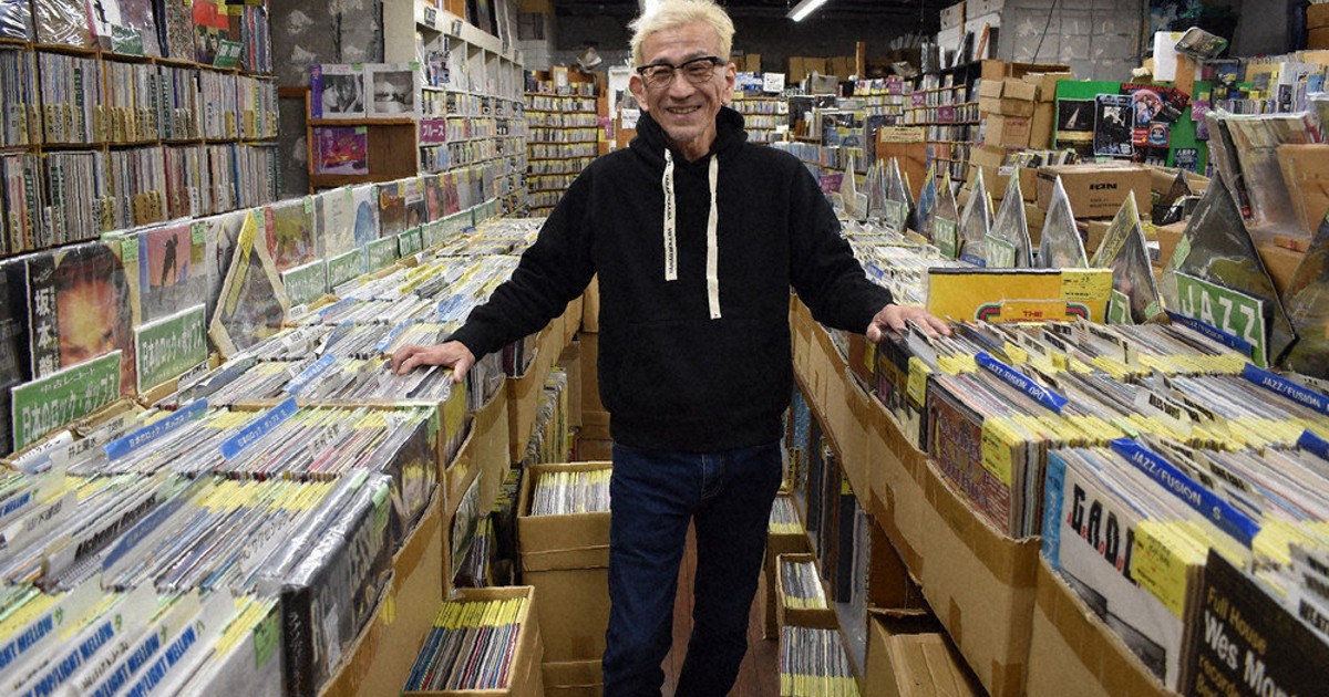 レトロの宝庫・昭和100年 ROOTS RECORDS（高松） ほれる音色再発見