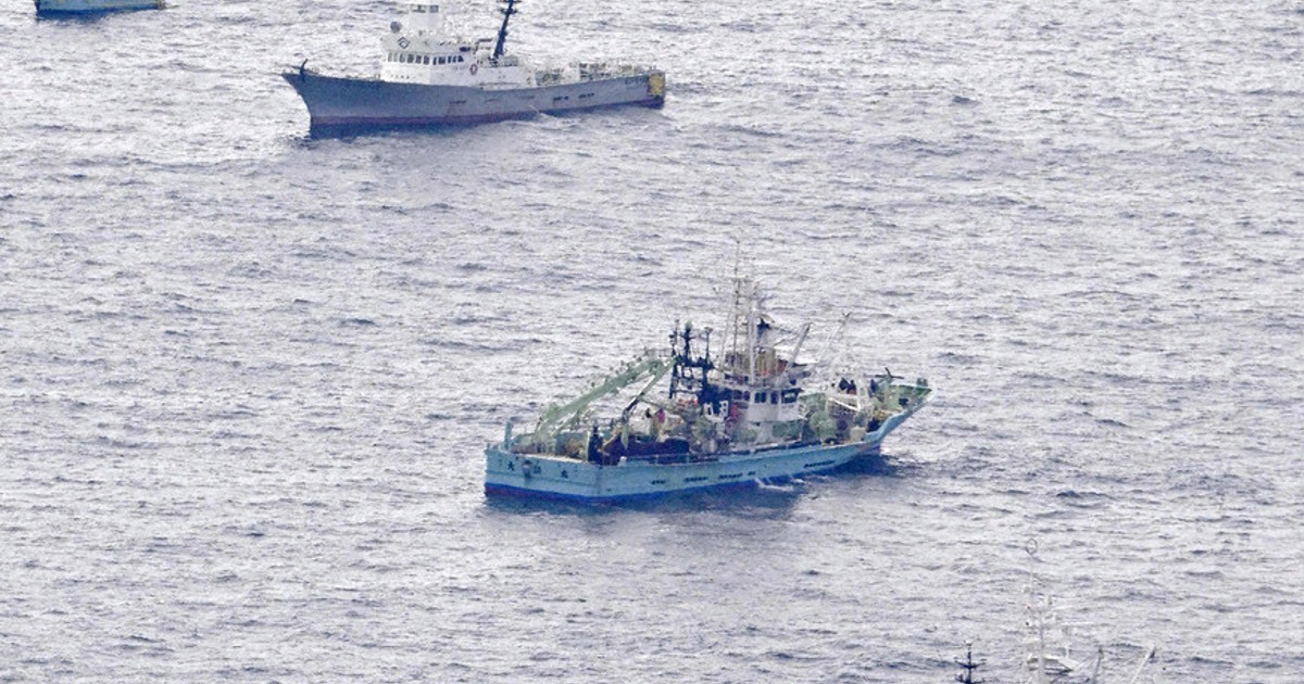 漁船転覆、2人死亡 茨城・鹿島港沖 3人不明 | 毎日新聞