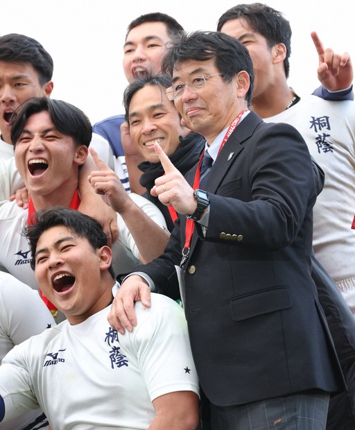 勝てない」世代がなぜ頂点に 桐蔭学園が固めた覚悟 高校ラグビー