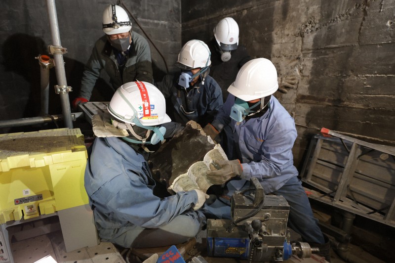 黒焦げの天井も 東京大空襲で被災の病院解体進む 一部の遺構保存へ