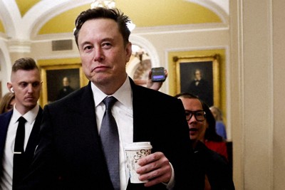 米実業家のイーロン・マスク氏＝ワシントンで2024年12月5日、ロイター