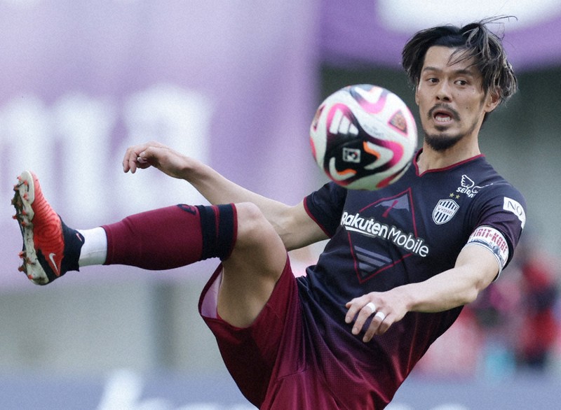 SPORTSかんさい＋：サッカー J1神戸からJ2長崎に移籍、山口蛍