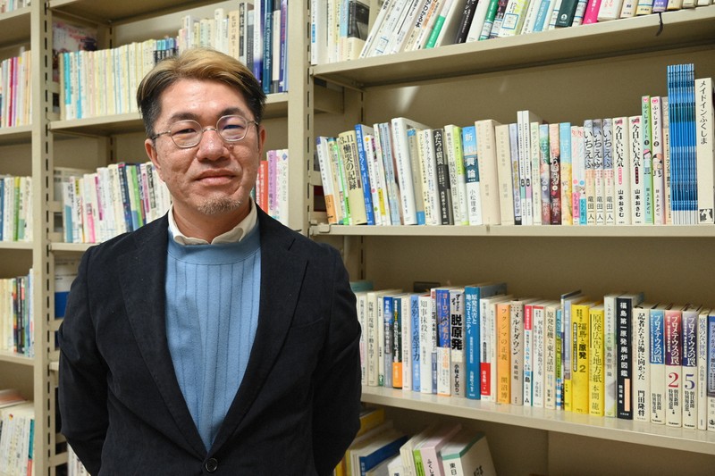 阪神大震災30年、灘高生だった福島大准教授の思い | 毎日新聞